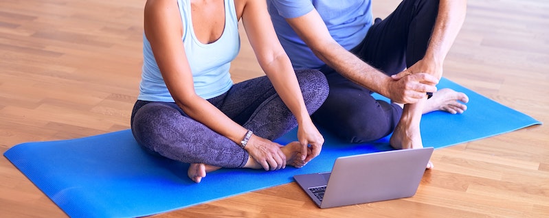 how-to-start-teaching-yoga-online-with-a-membership-website